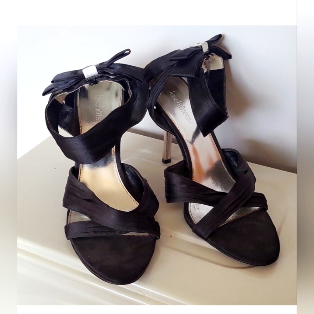 Bow Sandals- Le Chateau Stilettos Size 8